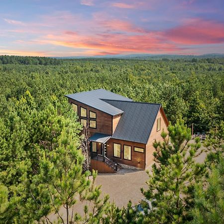 Pines And Recreation Villa Broken Bow Bagian luar foto