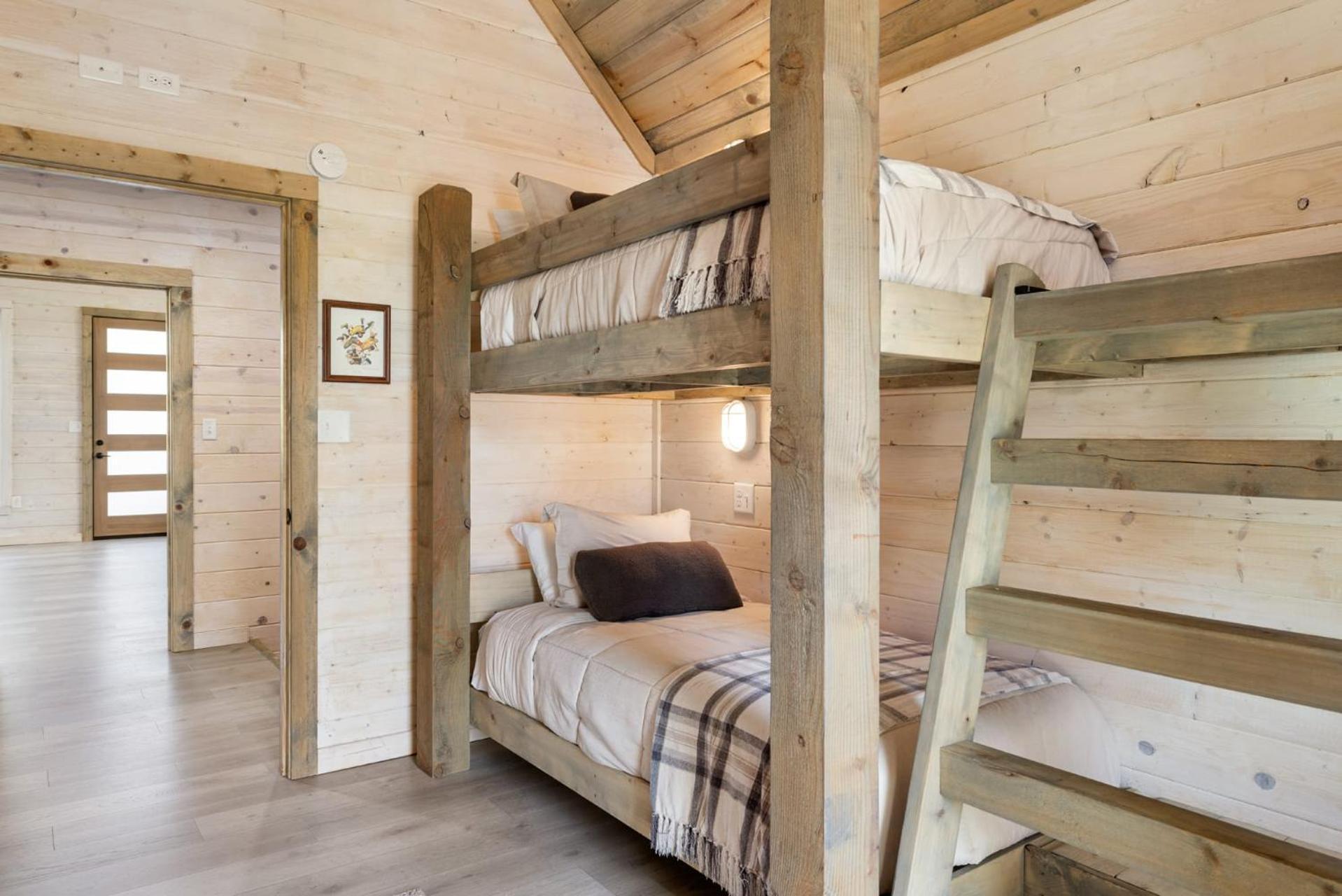 Pines And Recreation Villa Broken Bow Bagian luar foto