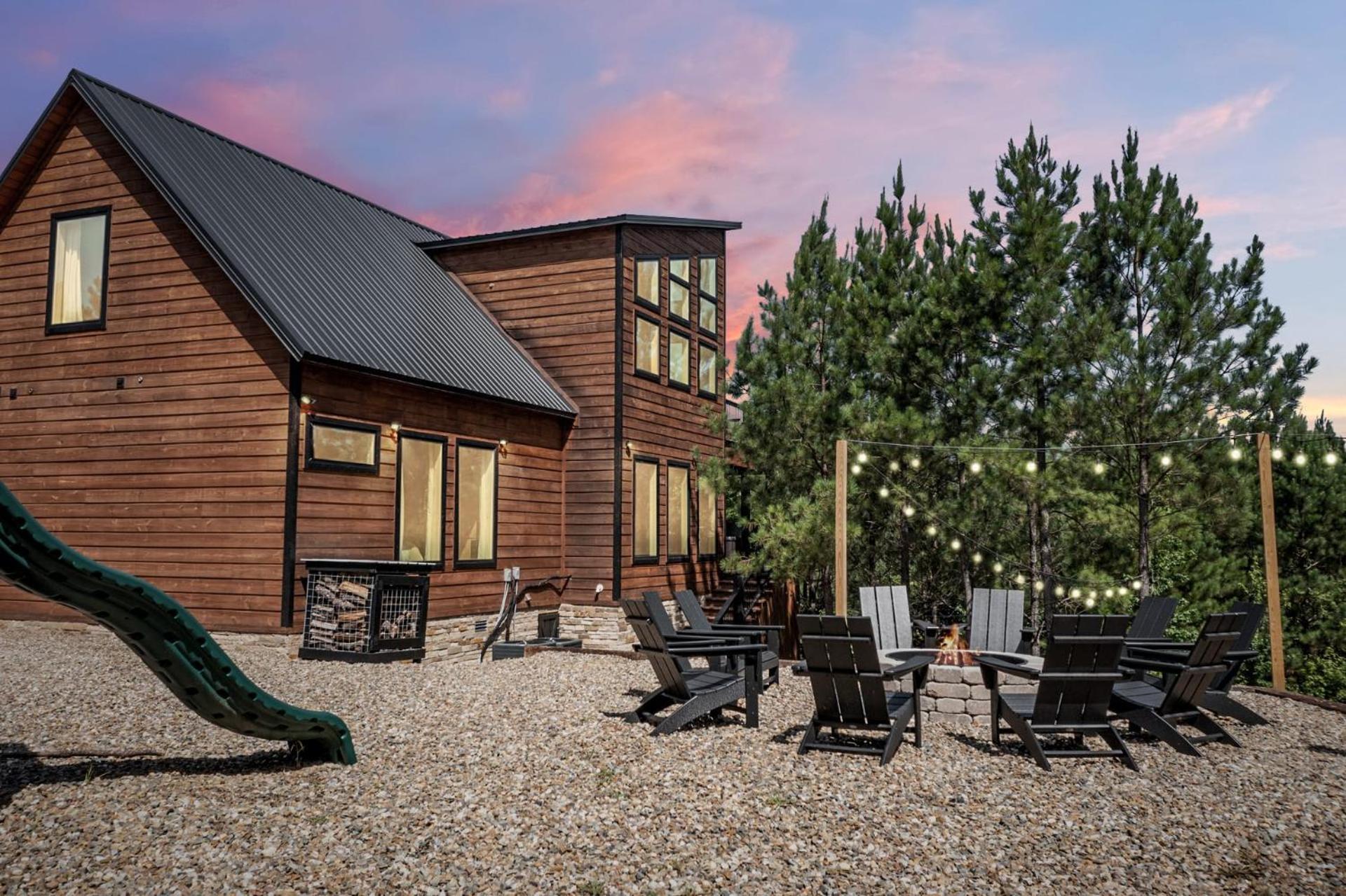 Pines And Recreation Villa Broken Bow Bagian luar foto